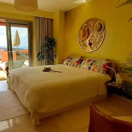 Exklusives Penthaus Am Mit Privatem Jacuzzi 4*