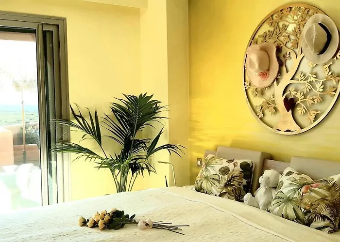 Exklusives Penthaus Am Meer Mit Privatem Jacuzzi 4*