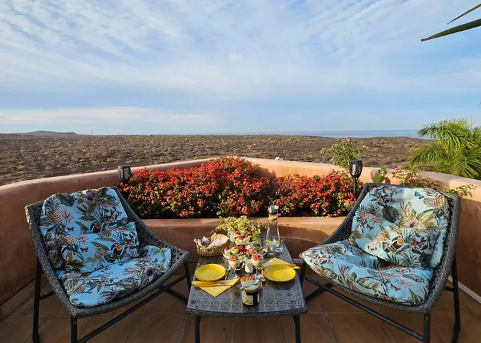 Exklusives Penthaus Am Meer Mit Privatem Jacuzzi Bed & Breakfast 4*