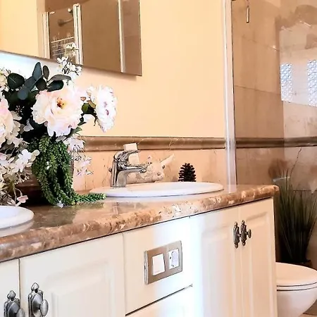 Exklusives Penthaus Am Mit Privatem Jacuzzi