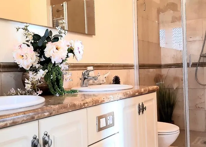 Exklusives Penthaus Am Mit Privatem Jacuzzi