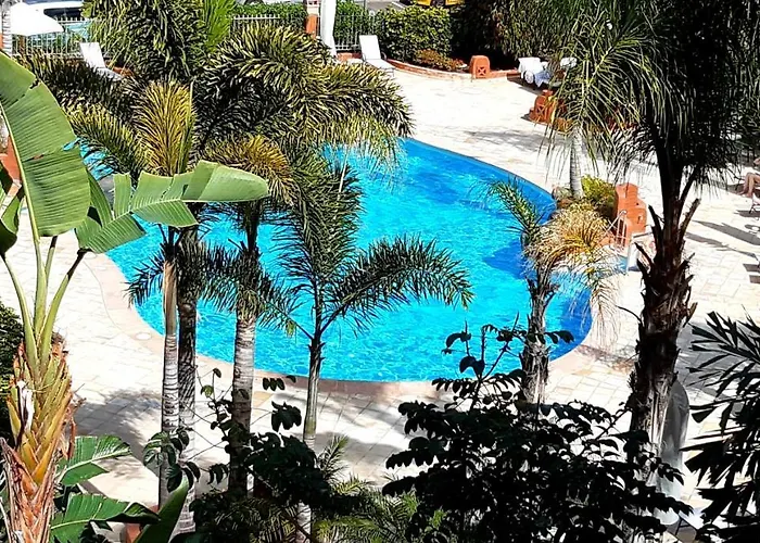 ベッド・アンド・ブレックファスト Exklusives Penthaus Am Mit Privatem Jacuzzi 4*