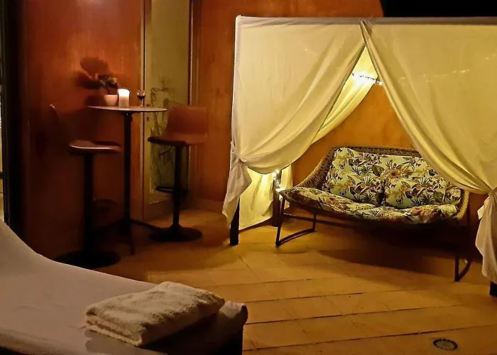 ベッド・アンド・ブレックファスト Exklusives Penthaus Am Mit Privatem Jacuzzi