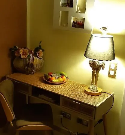 לינה וארוחת בוקר Exklusives Penthaus Am Mit Privatem Jacuzzi