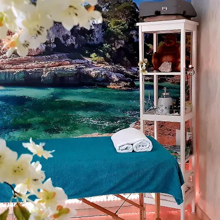 Exklusives Penthaus Am Mit Privatem Jacuzzi 4*